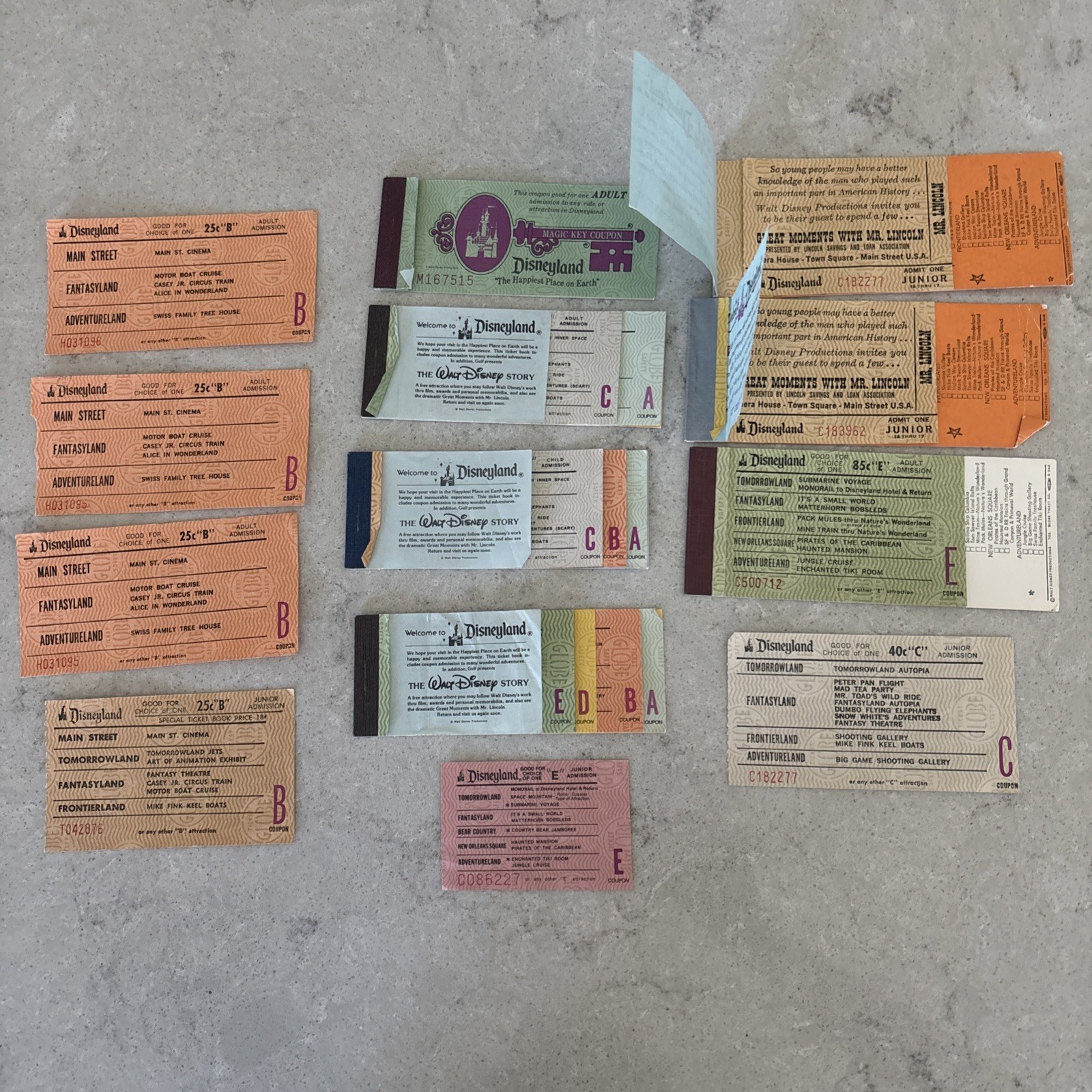 Large Lot Of 22 Vintage Disneyland Admission & Ride Tickets A B C D E Lincoln