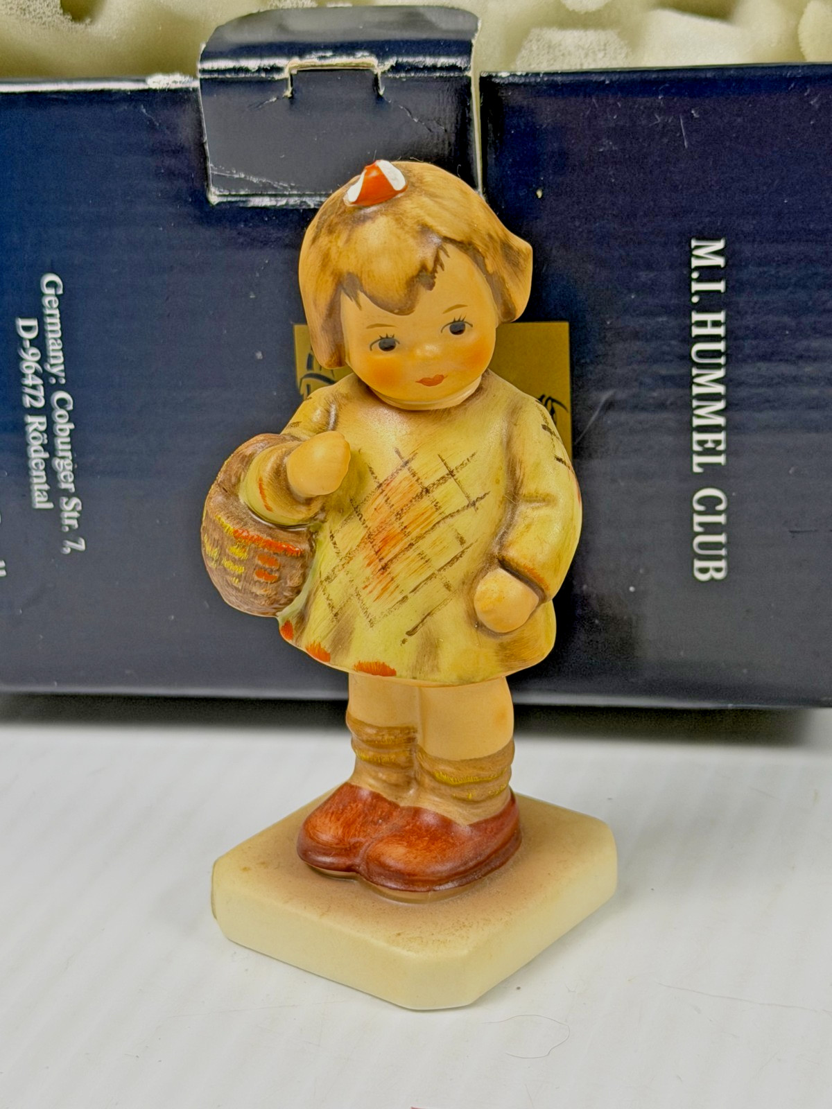 Goebel Hummel Club Porcelain I Brought You a Gift Figurine West Germany with Box