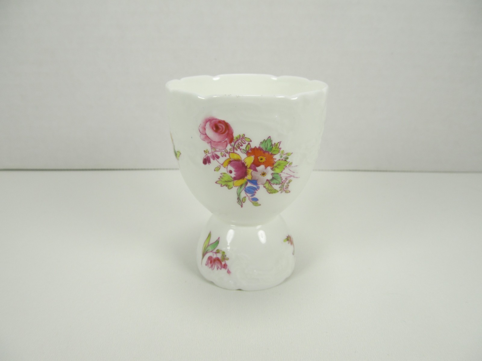 Vintage Coalport Floral Flower Pattern Bone China Egg Cup England D1780 Eggcup