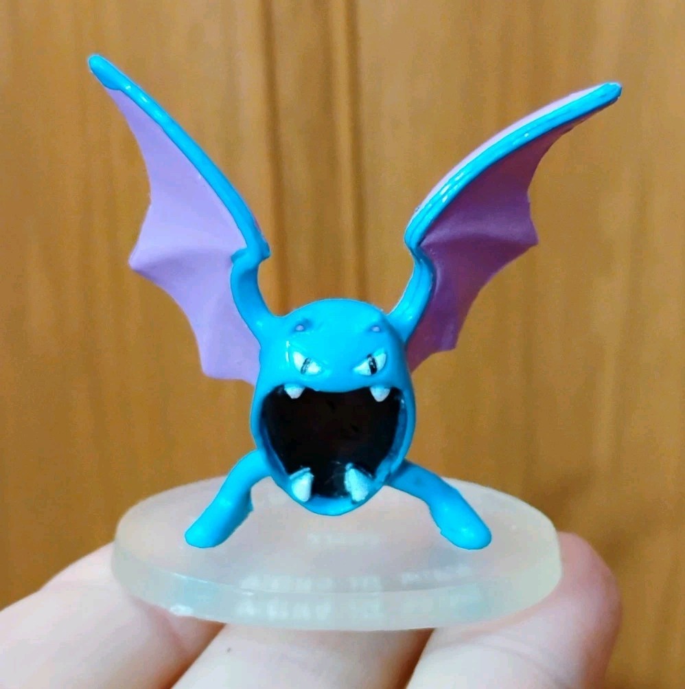 1999 TOMY Pokemon GOLBAT Monster Collection Fig AUTHENTIC Vintage Pokémon CGTSJ