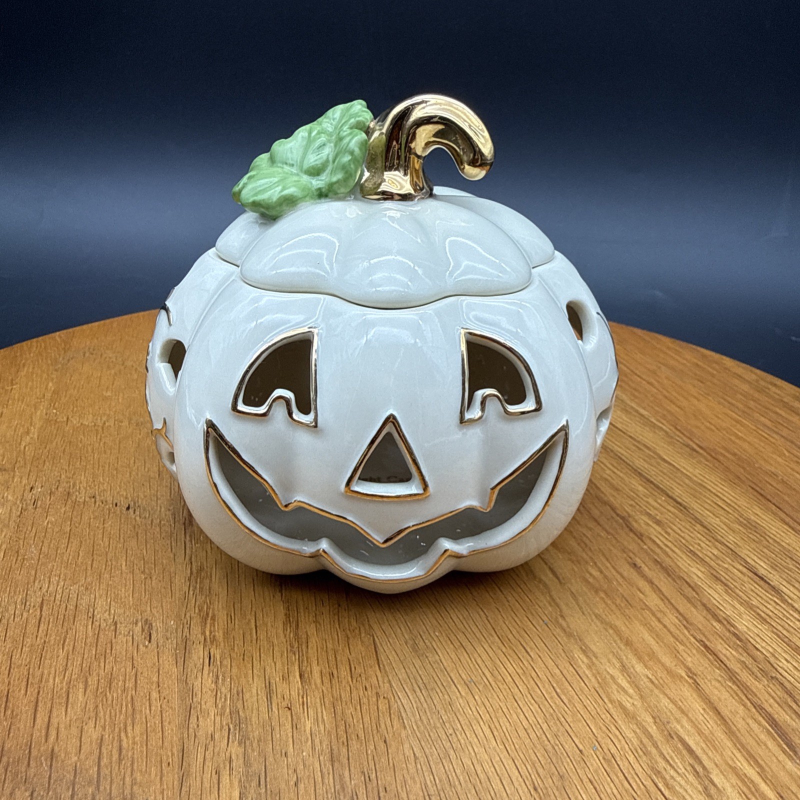 Lenox Pierced Pumpkin Votive Tea Light Candle Holder Gold Trim Rare Green Leaves Lenox Pierced Pumpkin Votive Tea Light Candle Holder Gold Trim Rare Green Leaves