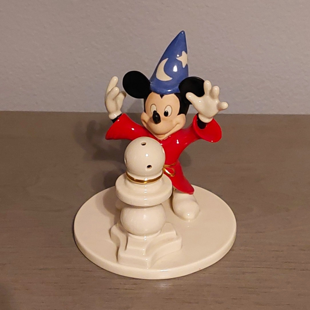 Lenox Walt Disney Mickey Sorcerer Lighted Crystal Ball Sculpture Figurine 5.5\
