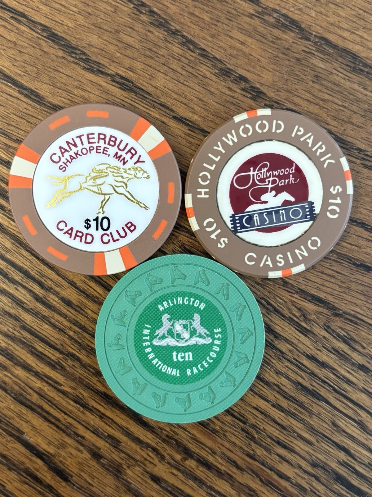 VERY RARE Lot $10 Horse Racing Casino Chips - California, Illinois & Minnesota