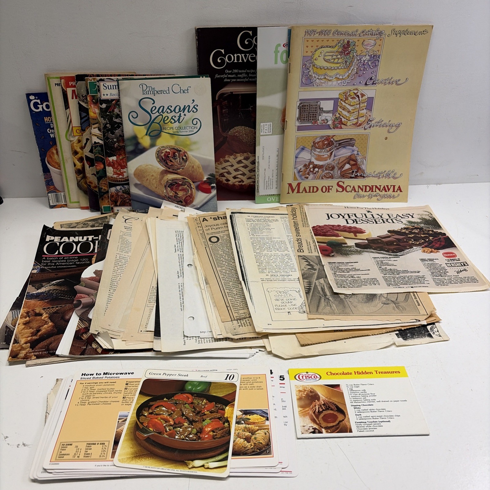 Lot of 4 Lbs of VTG Handwritten, Cut out, Recipe Cards & 10 Cookbooks Ephemera