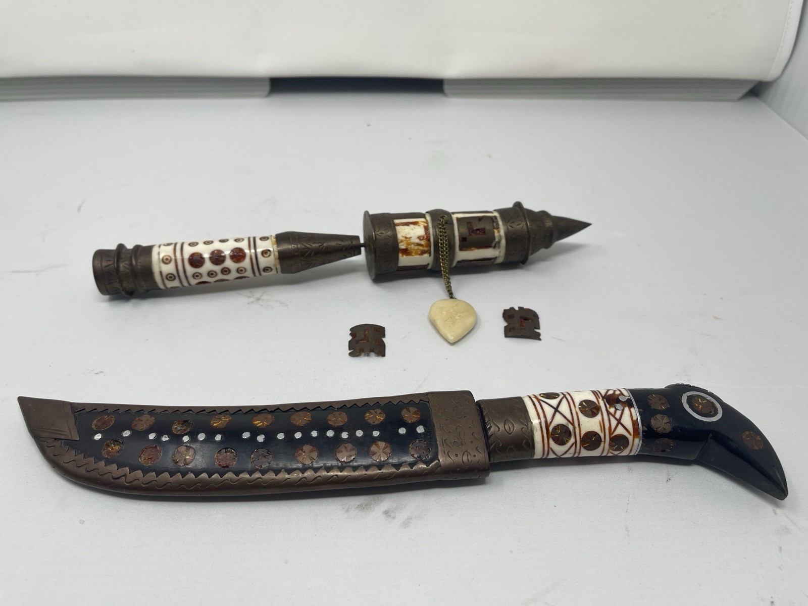 VINTAGE TIBETAN PRAYER WHEEL BUDDHIST & PHURBA DAGGER WITH A SCROLL INSERT
