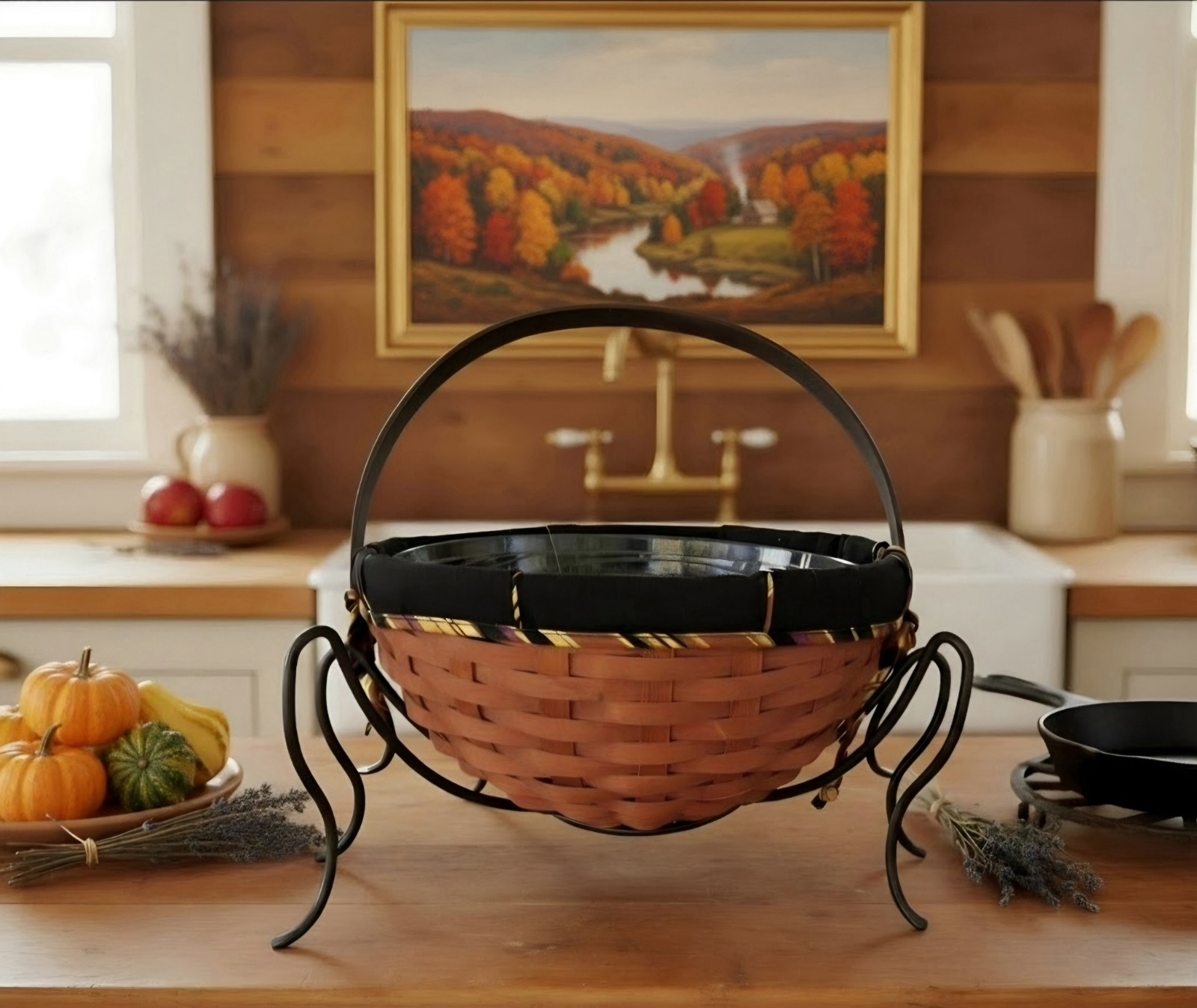Vtg 2006 Longaberger Large Autumn Treats Basket Wrought Iron Spider Legs Liner +