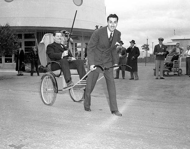 Craig Earl the Professor Quiz and Robert Bob Trout announcer for 1940s Photo 1