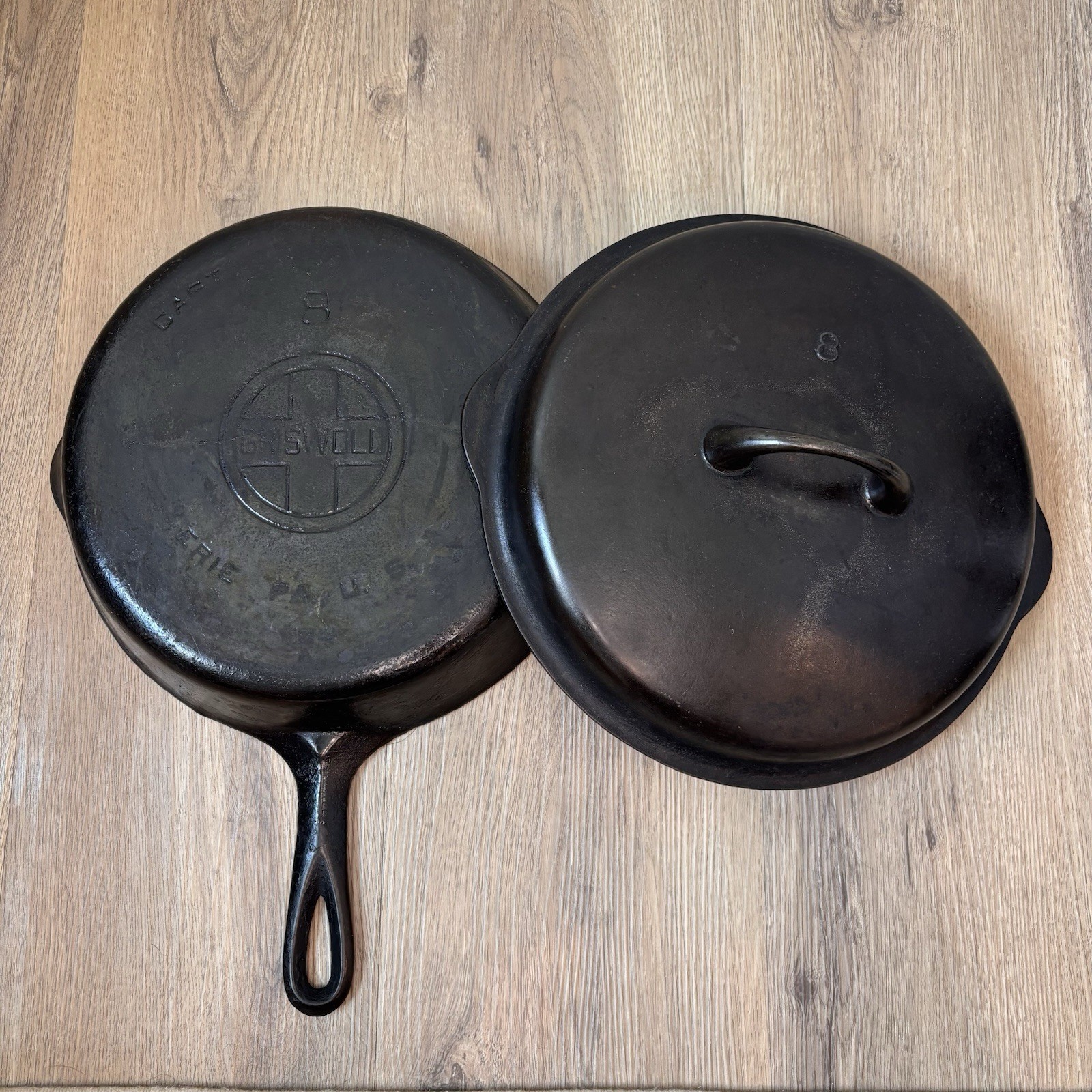 Griswold Vtg Cast Iron Skillet No. 8 Large Block Logo w/ Lid USA Made Lays Flat