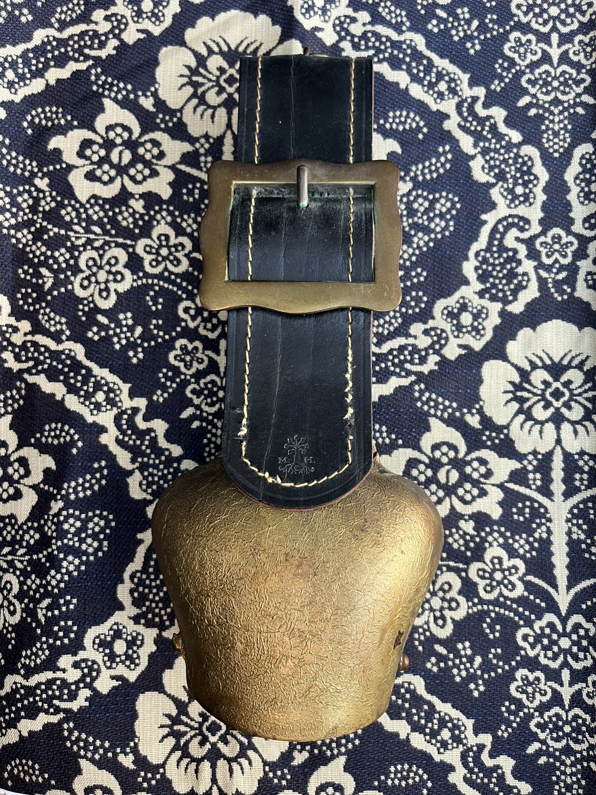 Vintage Switzerland Cow Bell Leather Black Belt Strap Metal Bell Swiss Antique 