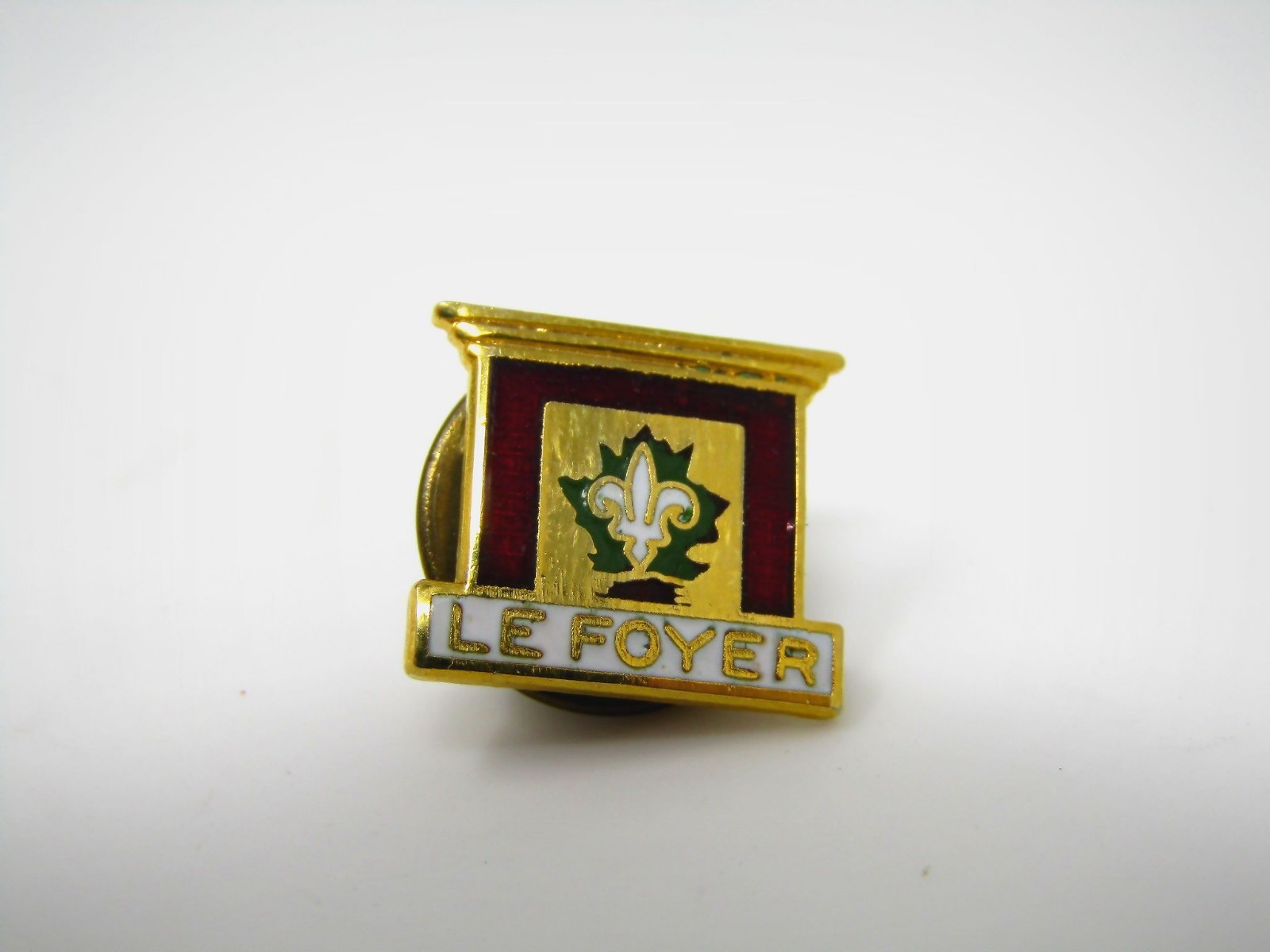 Vintage Le Foyer Pin French Canadian Quebec Fleur de Lis Maple Leaf Enamel Lapel