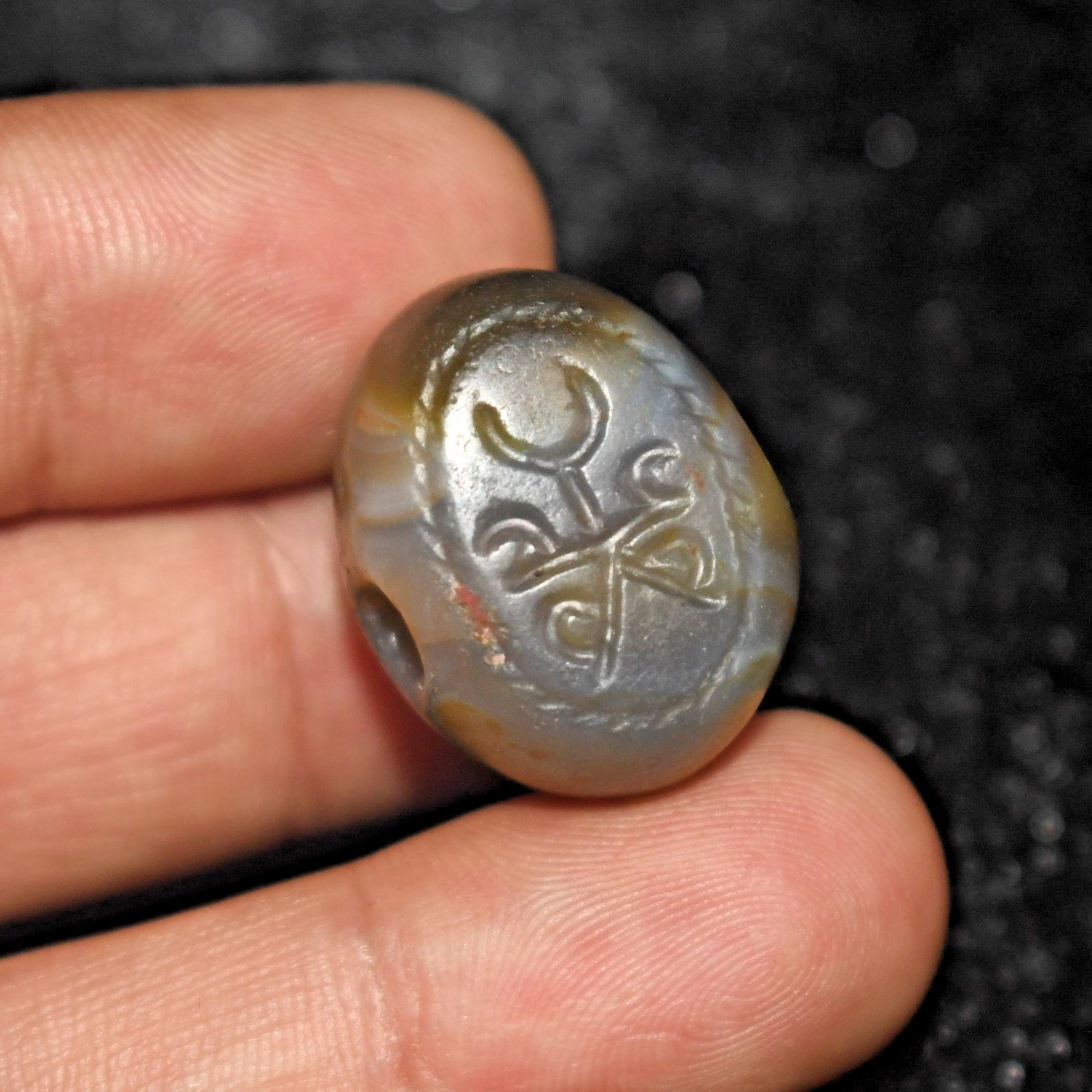 Extremely Rare Ancient Near Eastern Agate Stone Intaglio Seal Bead