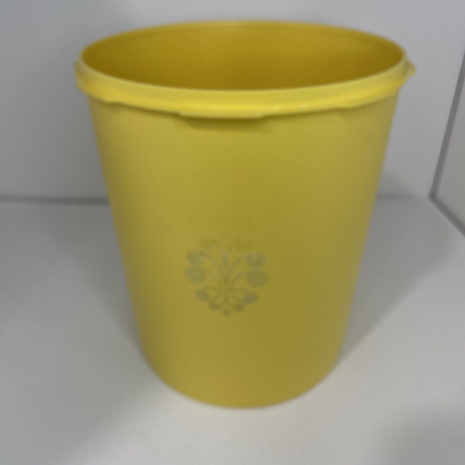 VINTAGE TUPPERWARE #805-5 CANISTER SUNBURST YELLOW (NO LID) MADE IN USA