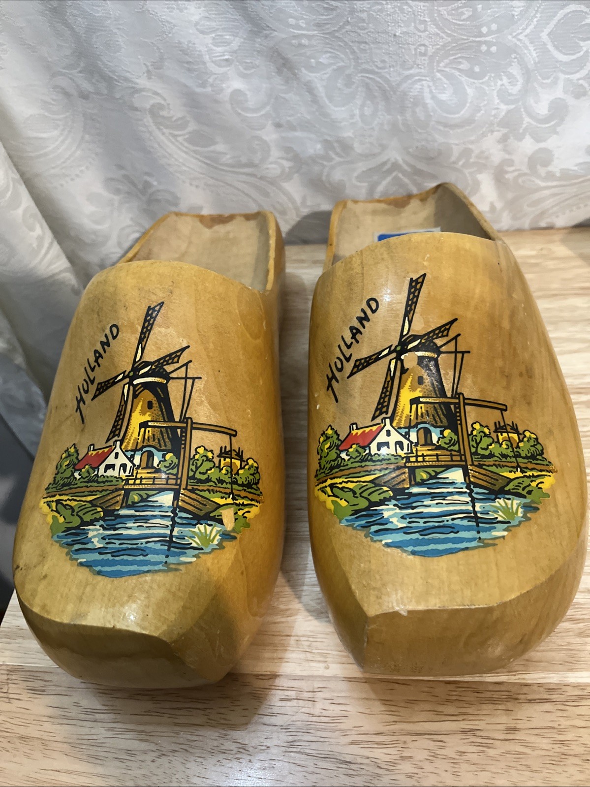 RARE VINTAGE WOODEN DUTCH HOLLAND KLOMPERS 39 SOUVENIR VACATION SHOES 