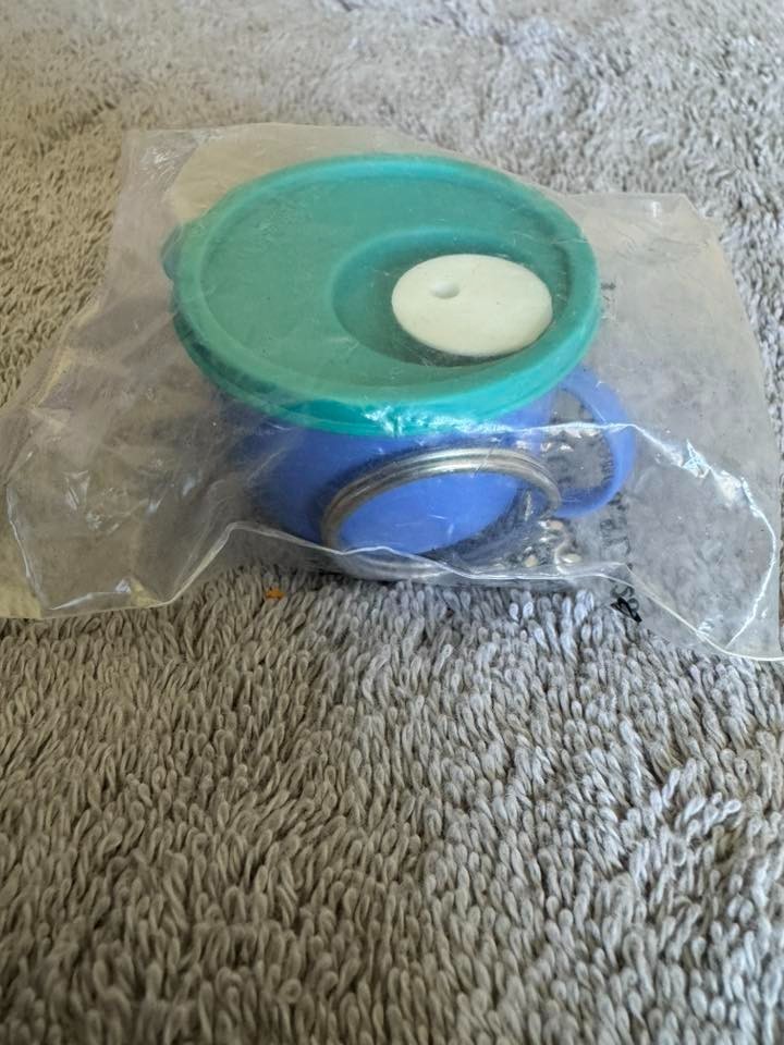 Vintage Tupperware Keychain Crystalwave Soup Mug New & Sealed Mini Gadget NOS