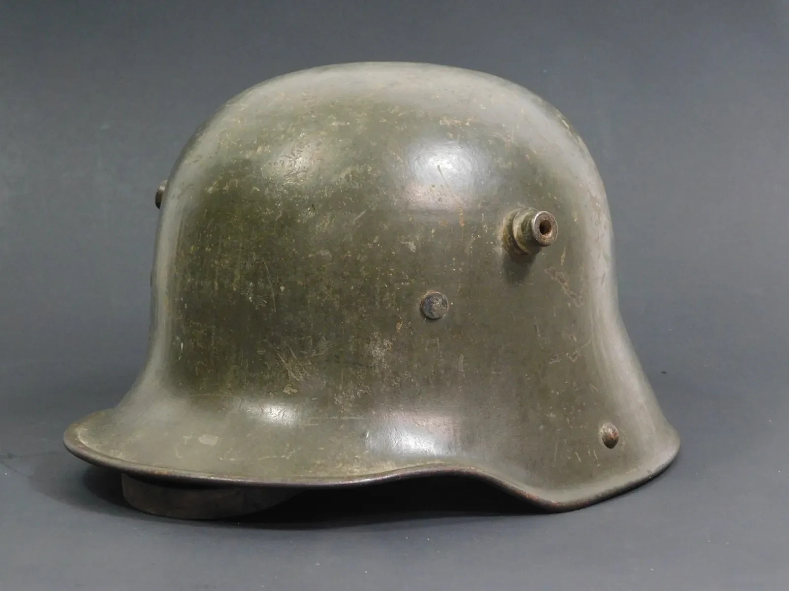 WWI WW1 GERMAN STEEL HELMET, MODEL M17, EXCELLENT, COMPLETE CONDITION, AAA+++