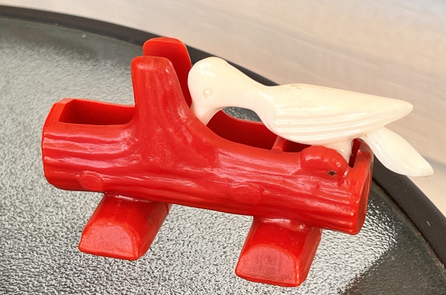 Vtg Red Plastic Log Toothpick Holder White Woodpecker Bird Dispenser MCM 1950s