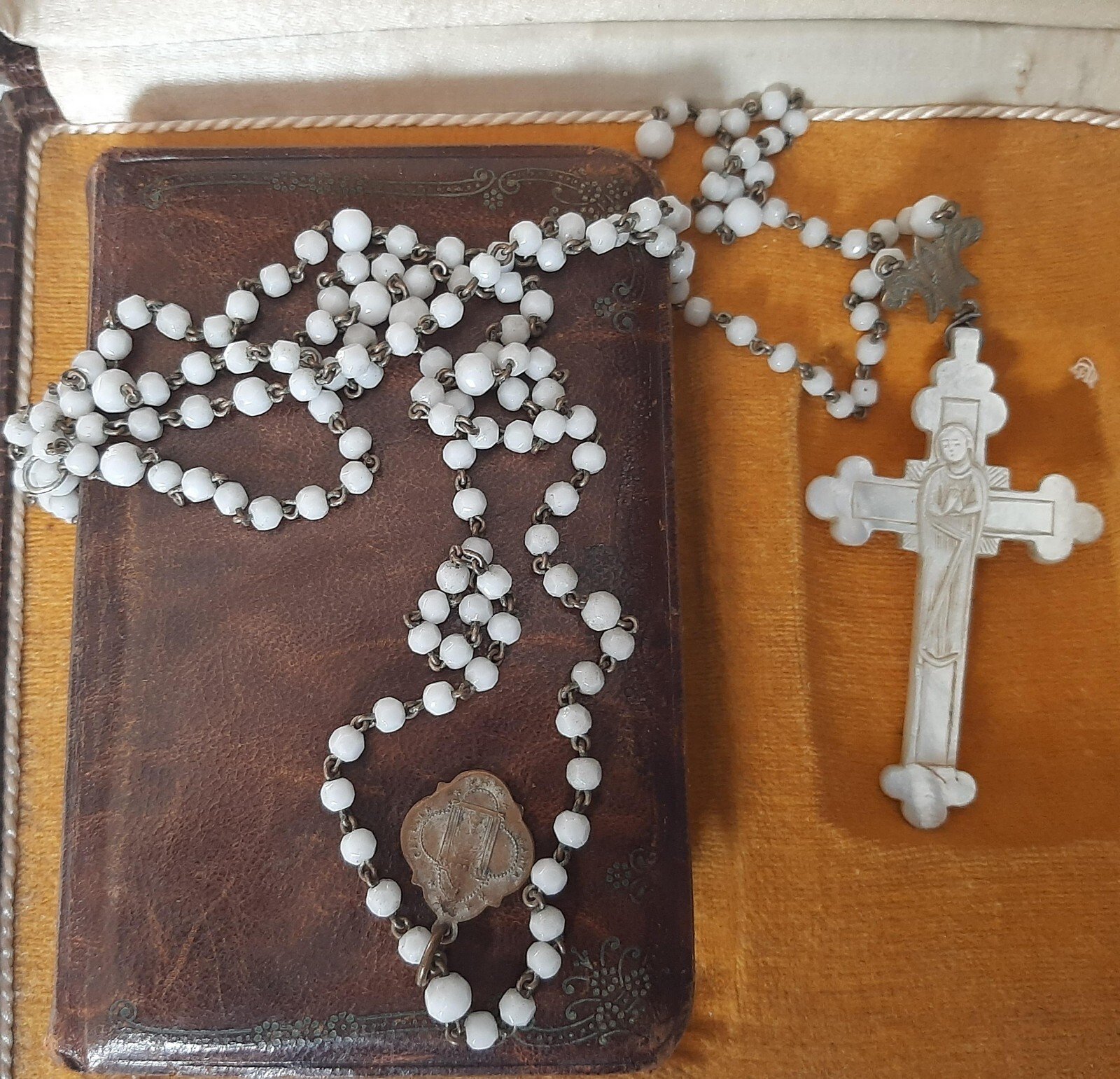 1900s Fine Antique Religious European French Rosary Set Museum Quality C 1931
