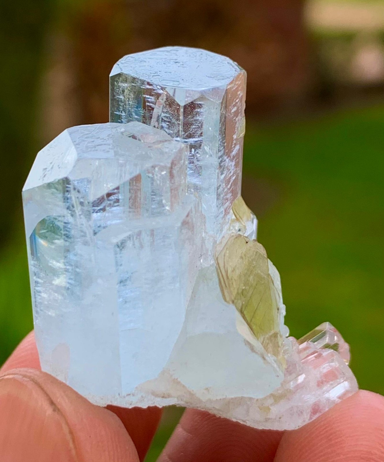85 Ct Natural Aquamarine Crystal Cluster with Muscovite – Specimen from Nagar