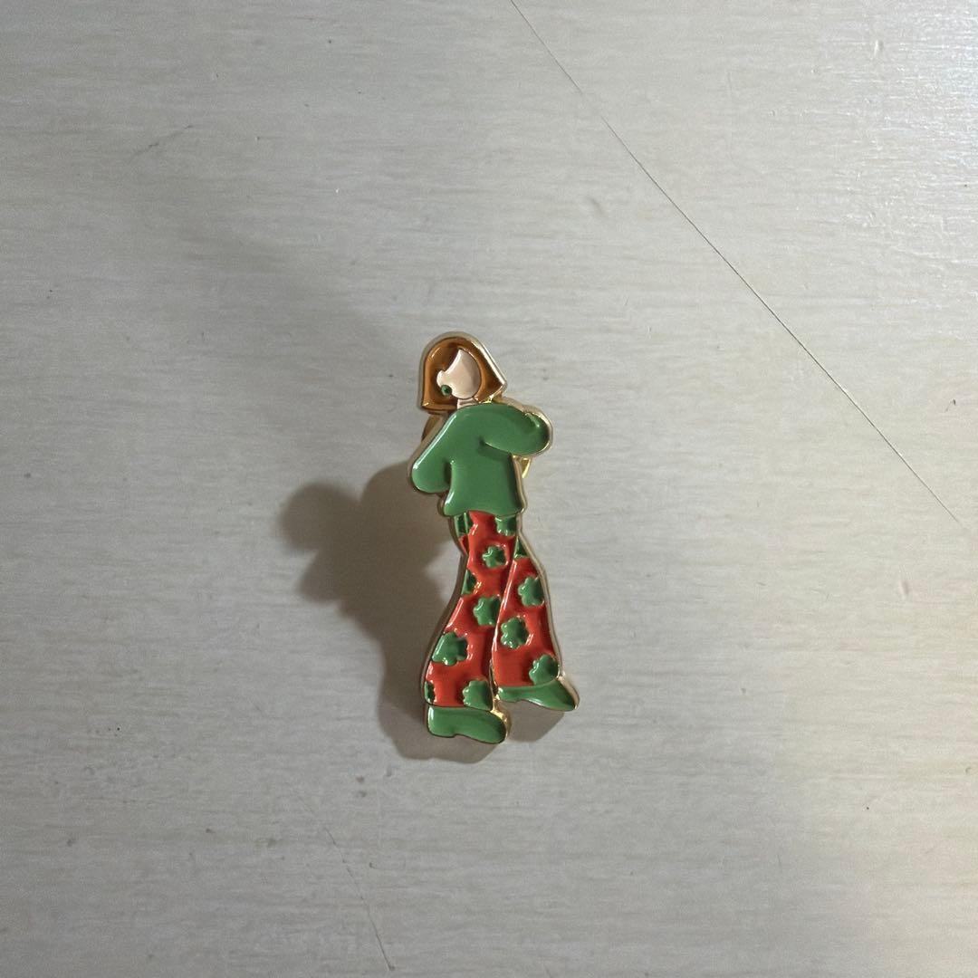 Little Glee Monster MAYU pins