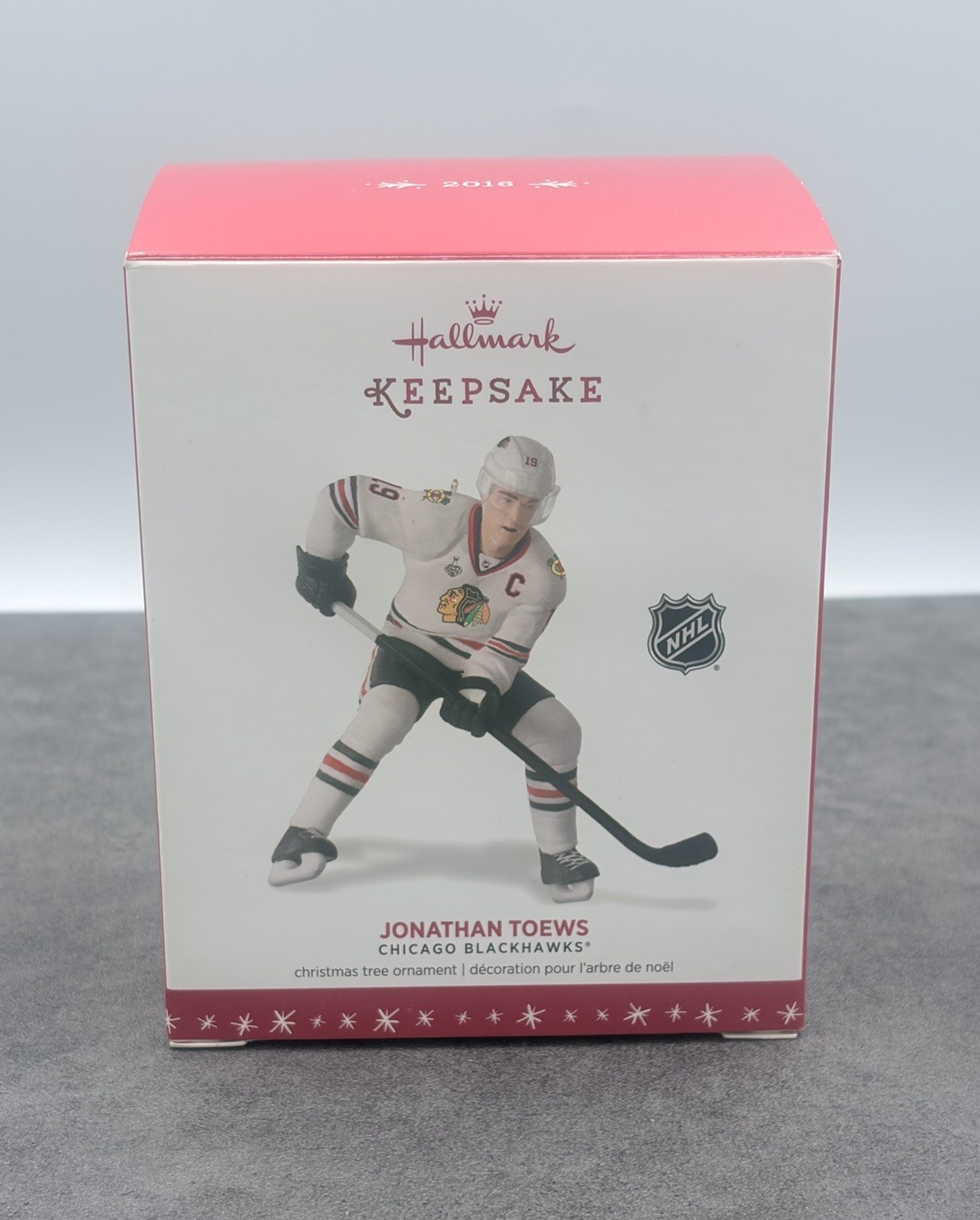 Hallmark Keepsake Ornament Jonathan Toews Chicago Blackhawks Hockey NHL New 2016 Hallmark Keepsake Ornament Jonathan Toews Chicago Blackhawks Hockey NHL New 2016