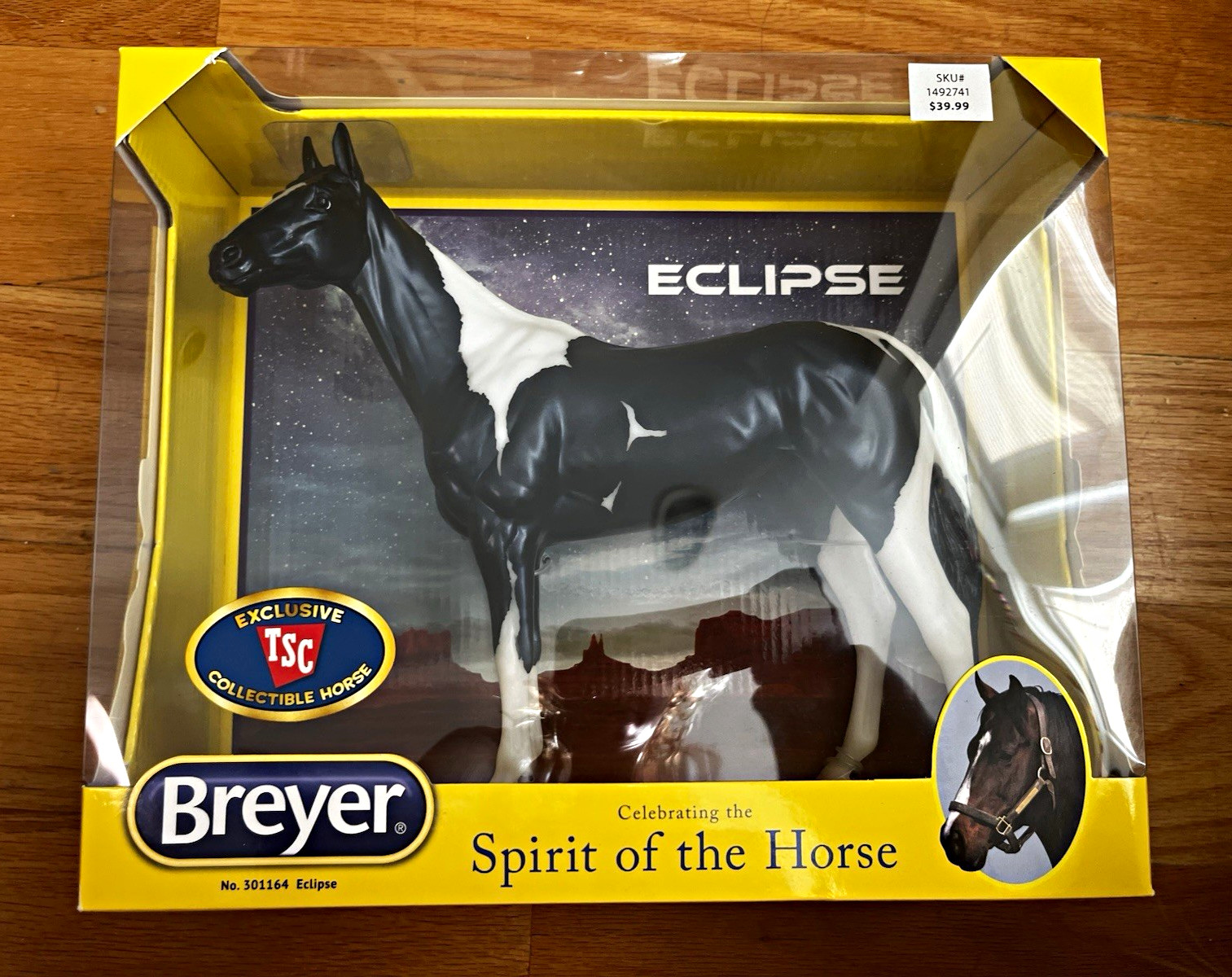 Breyer Eclipse Tobiano Thoroughbred with Navy Sheen - 2020 TSC Exclusive NIB