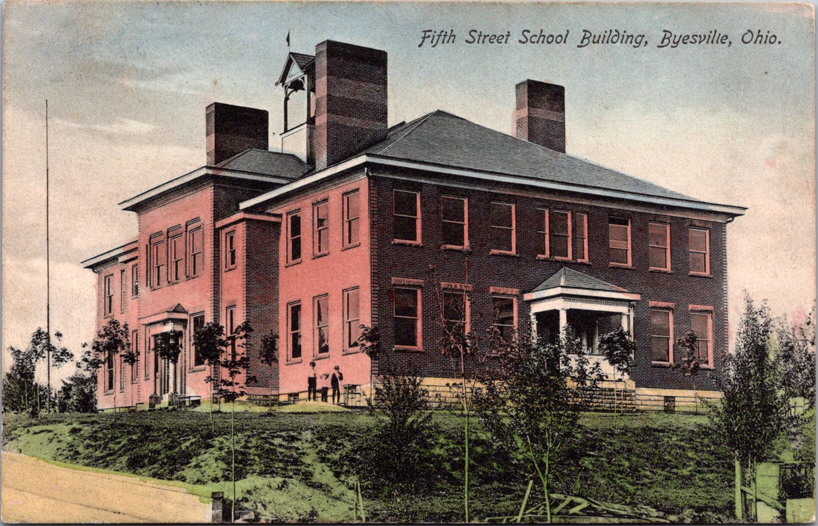 K13/ Byesville Ohio Postcard c1910 Fifth Street School Building  125