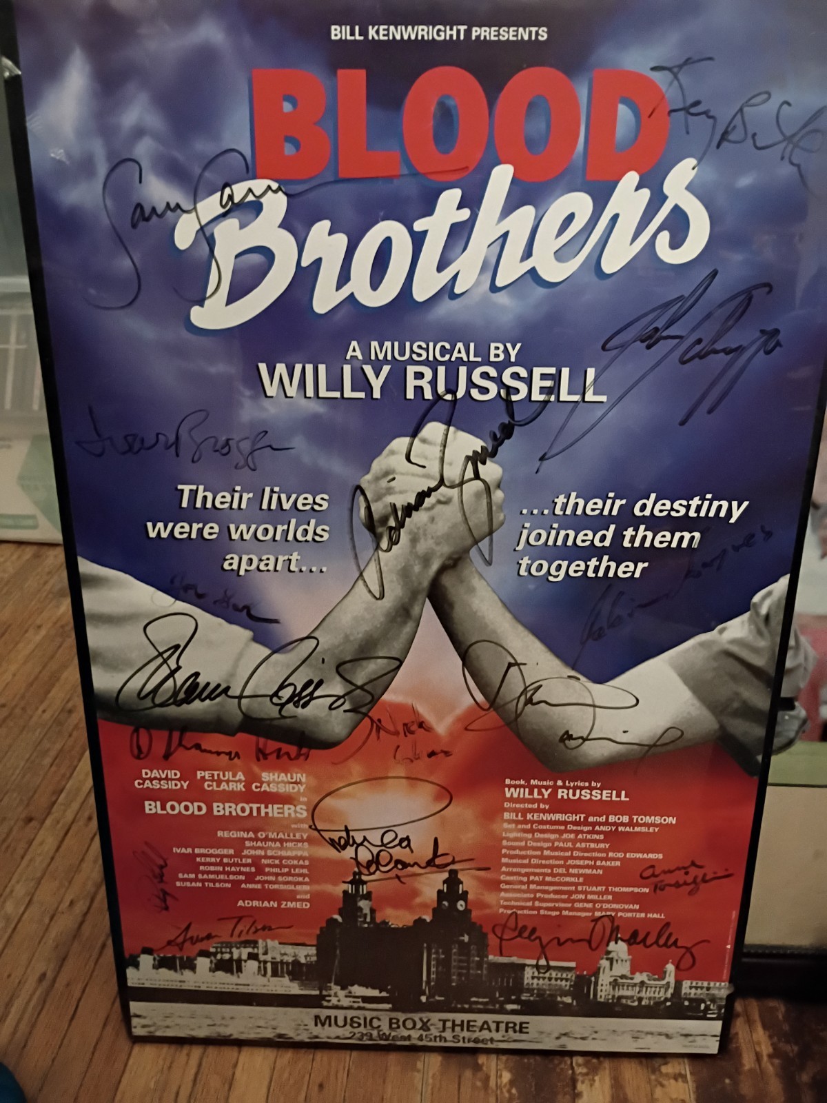 Rare Vintage Entire Cast Signed Blood Brothers Musical
