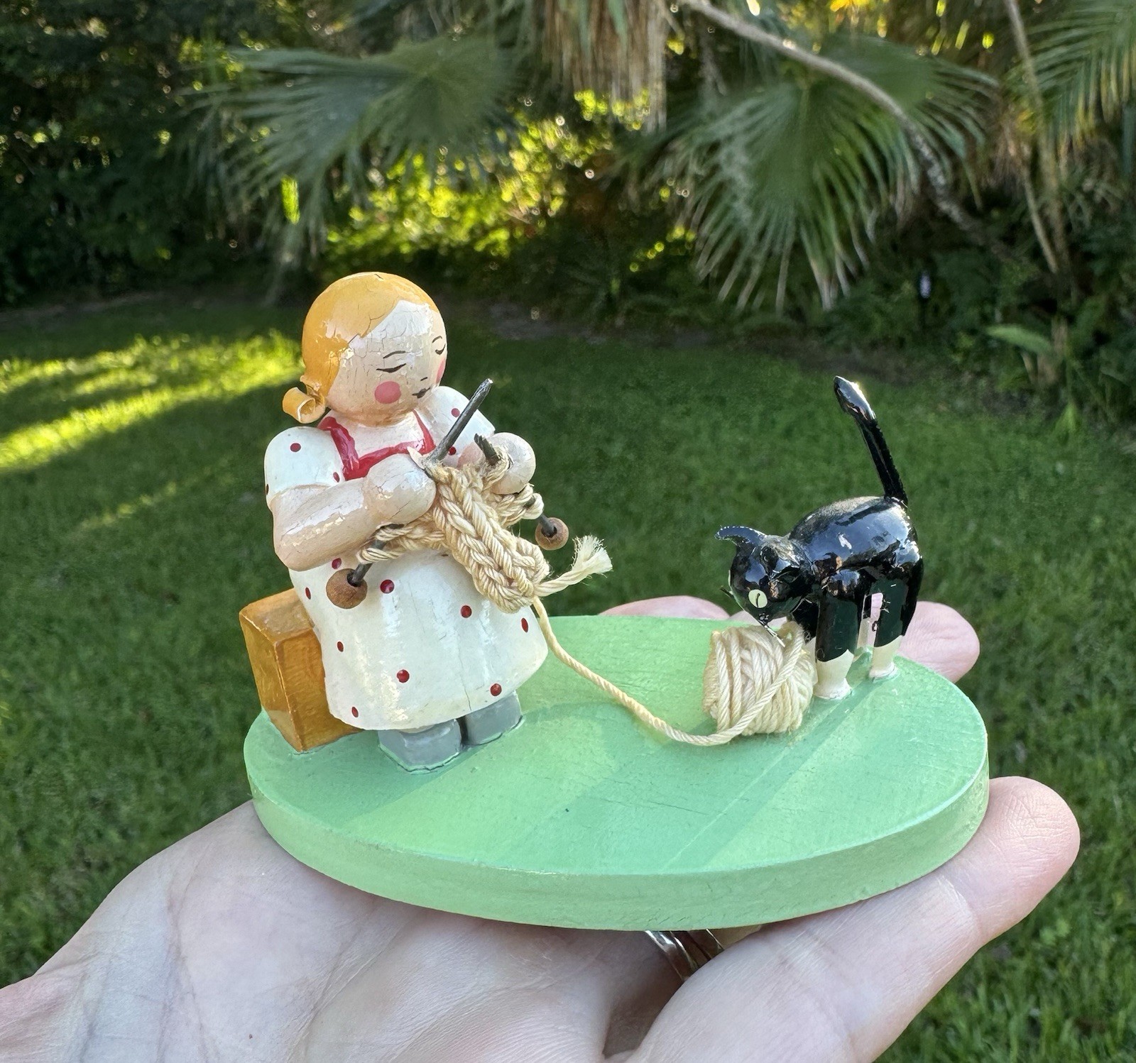 Vintage Steinbach Girl Knitting Cat DOLL Wood Figurine West Zone GERMANY Vintage Steinbach Girl Knitting Cat DOLL Wood Figurine West Zone GERMANY