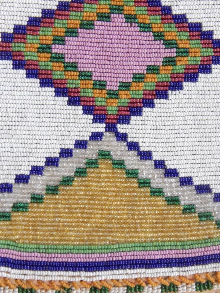 ANTIQUE / VINTAGE BLACKFEET (KAINAH) BEADED BOTH SIDES  PIPE TOBACCO / PIPE BAG