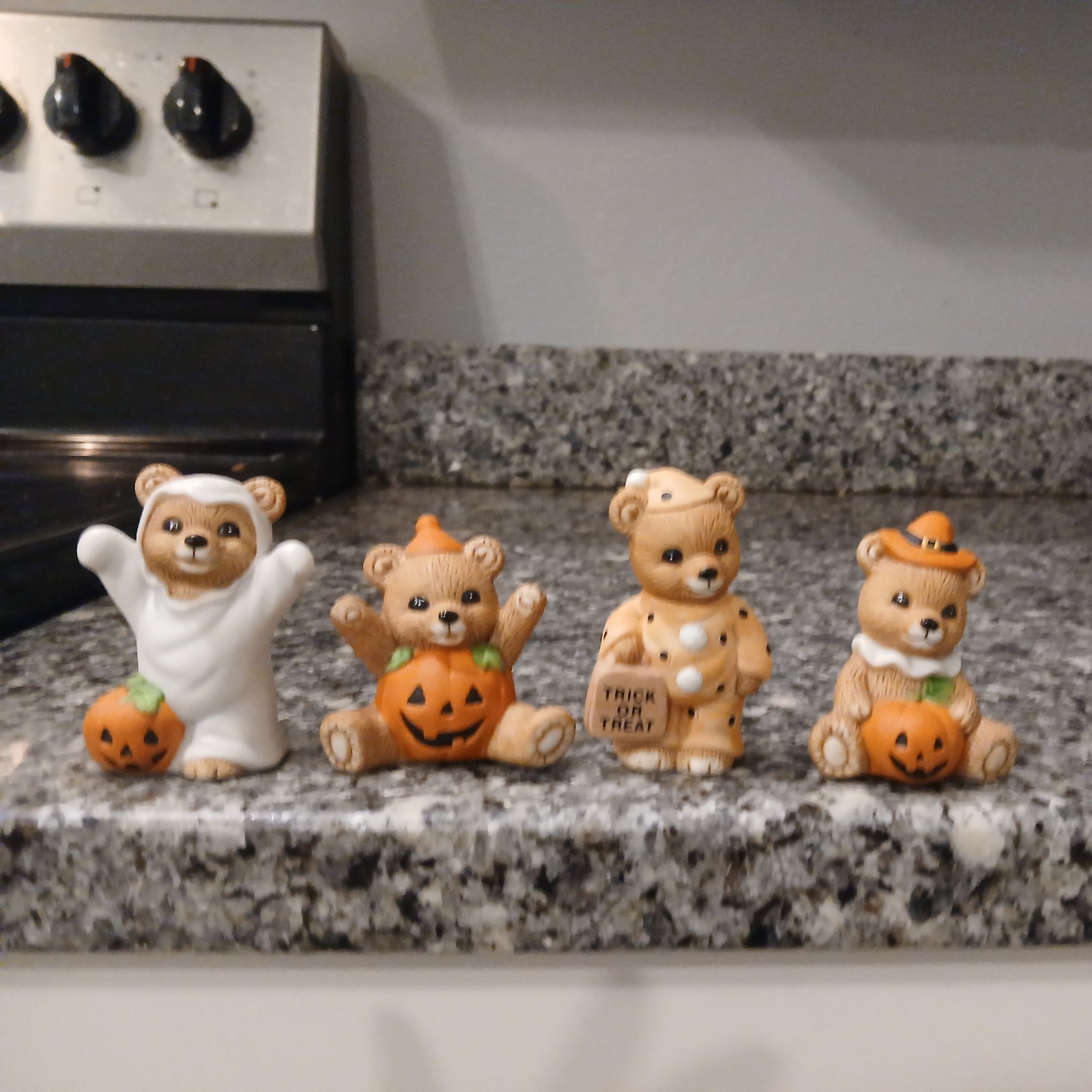 Vintage Halloween Trick or Treat Bears #5311 Set Of 4 Ceramic Homco Figurines Vintage Halloween Trick or Treat Bears #5311 Set Of 4 Ceramic Homco Figurines
