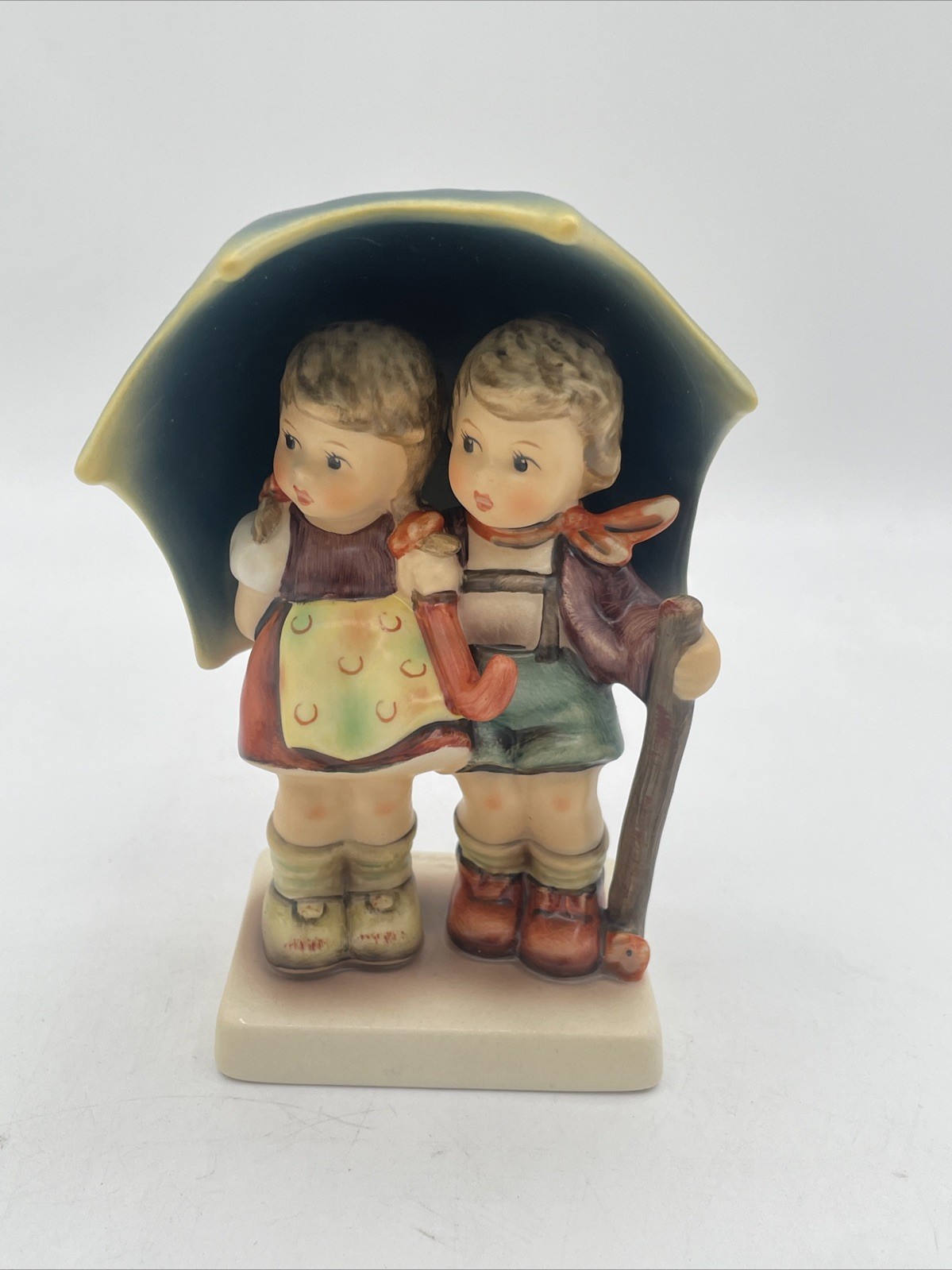 M. J. Hummel Goebel Stormy Weather 6