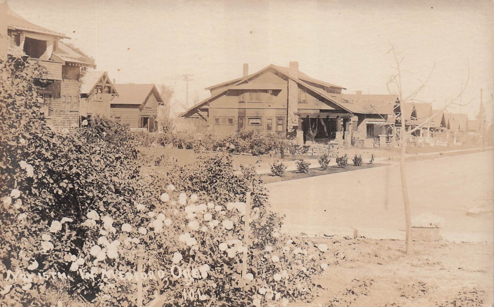 RPPC Medford OR Oregon Craftsman Bungalow Residential Street Photo Postcard 6A