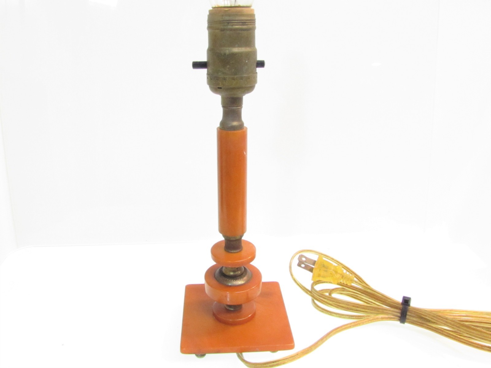 Vintage CATALIN BAKELITE PLASTIC DESK LAMP Butterscotch Swirl 10\
