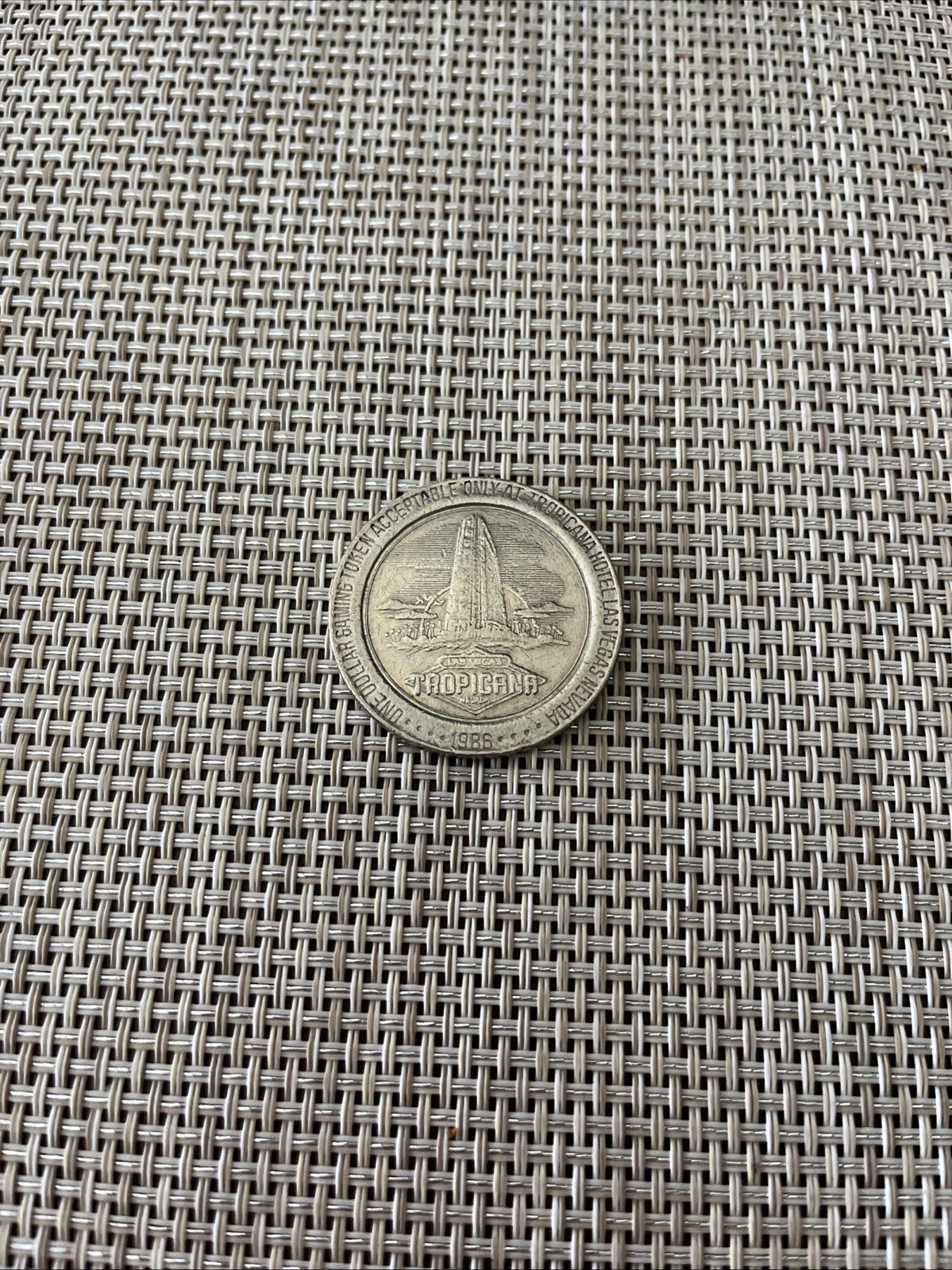 1986 Tropicana Hotel $1 Gaming Token
