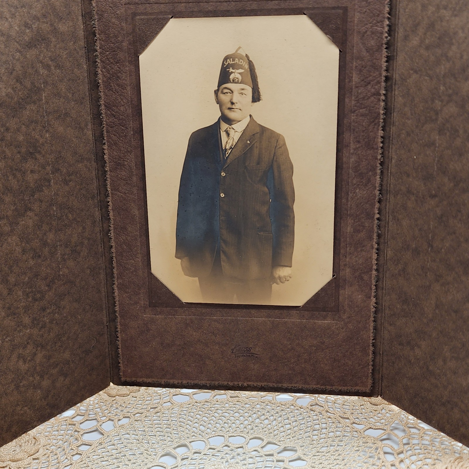 Antique 1900\'s GRAND RAPIDS Michigan MASONIC SHRINERS SALADIN Cabinet Photo