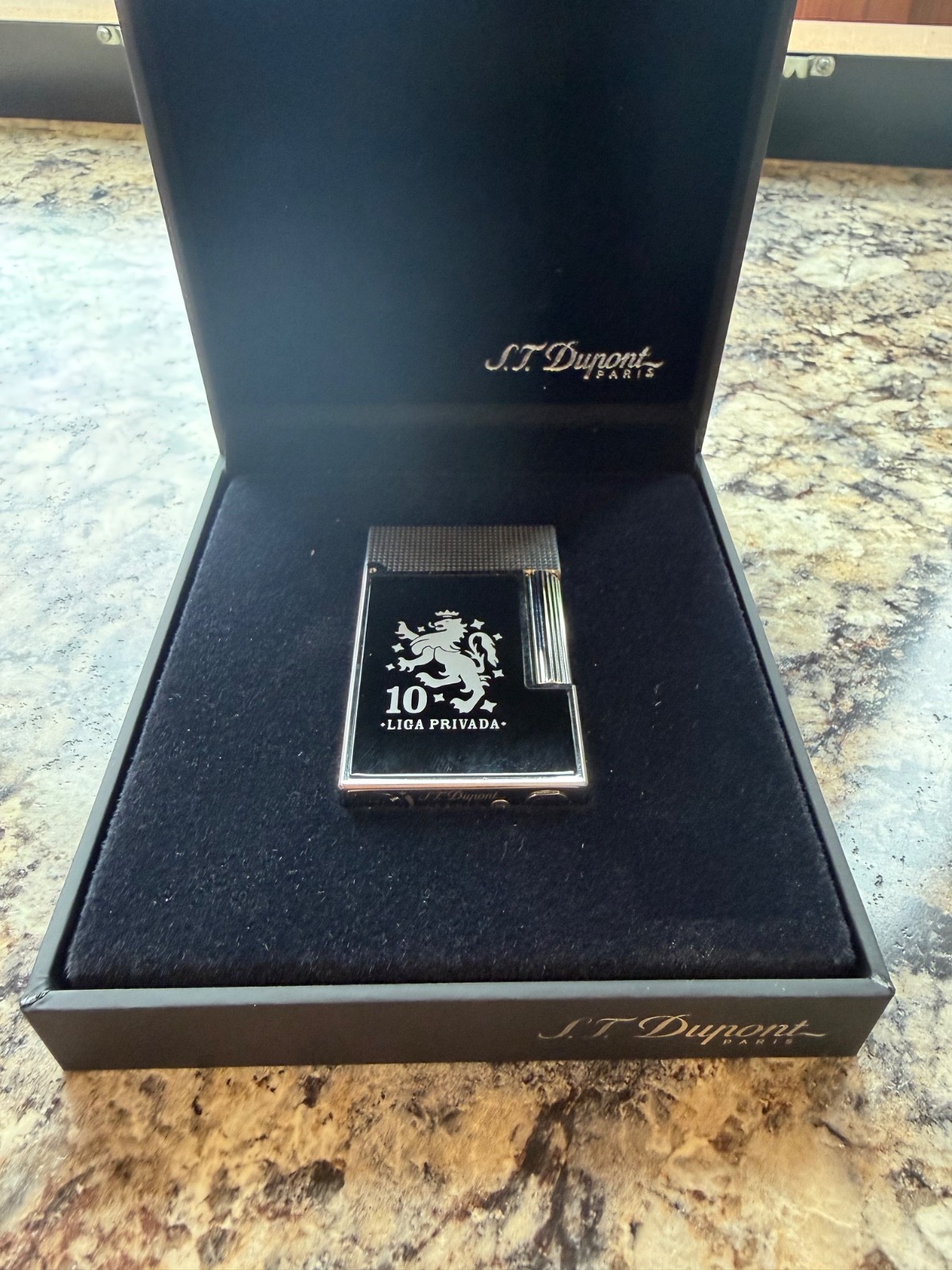 ST Dupont Liga Privada Limited Edition Lighter NIB 164/550