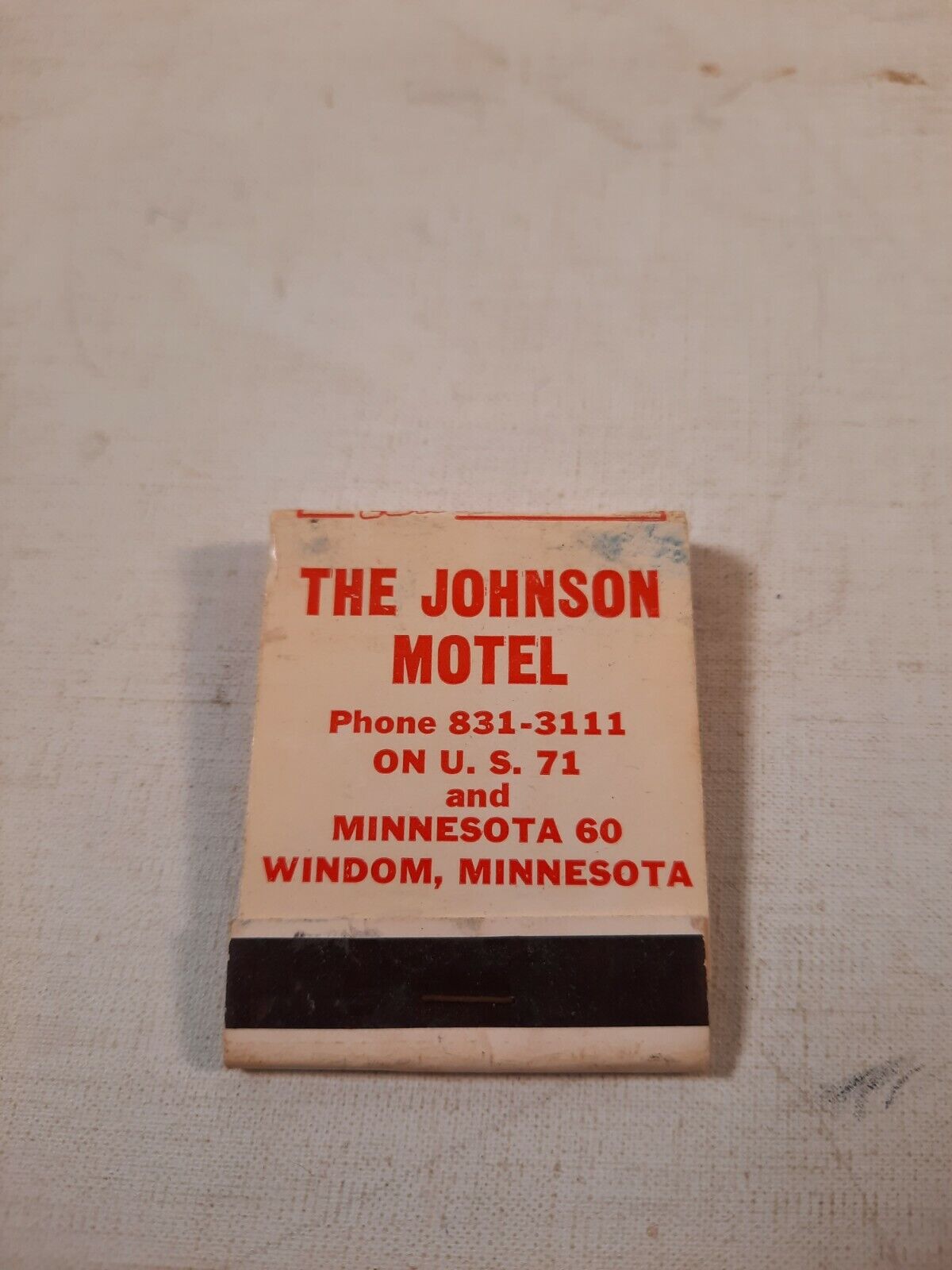 Vtg the johnson motel windom mn Minnesota matchbook full .advertising. aaa