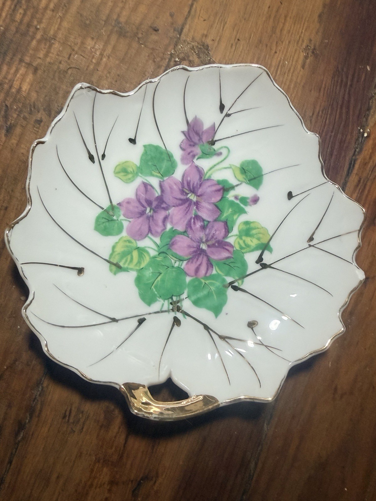 Vintage NASCO Leaf Shaped Dish Hand Painted Violets JAPAN 