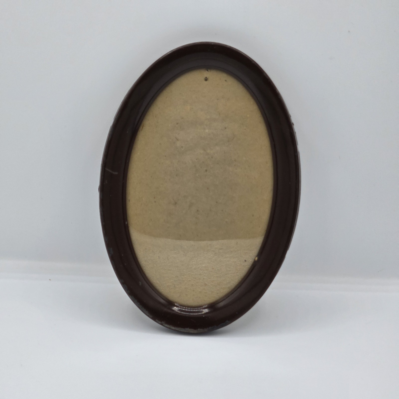 Antique Victorian Oval Metal Frame 4x7 Art Cabinet Photo Tintype Faux Wood Grain