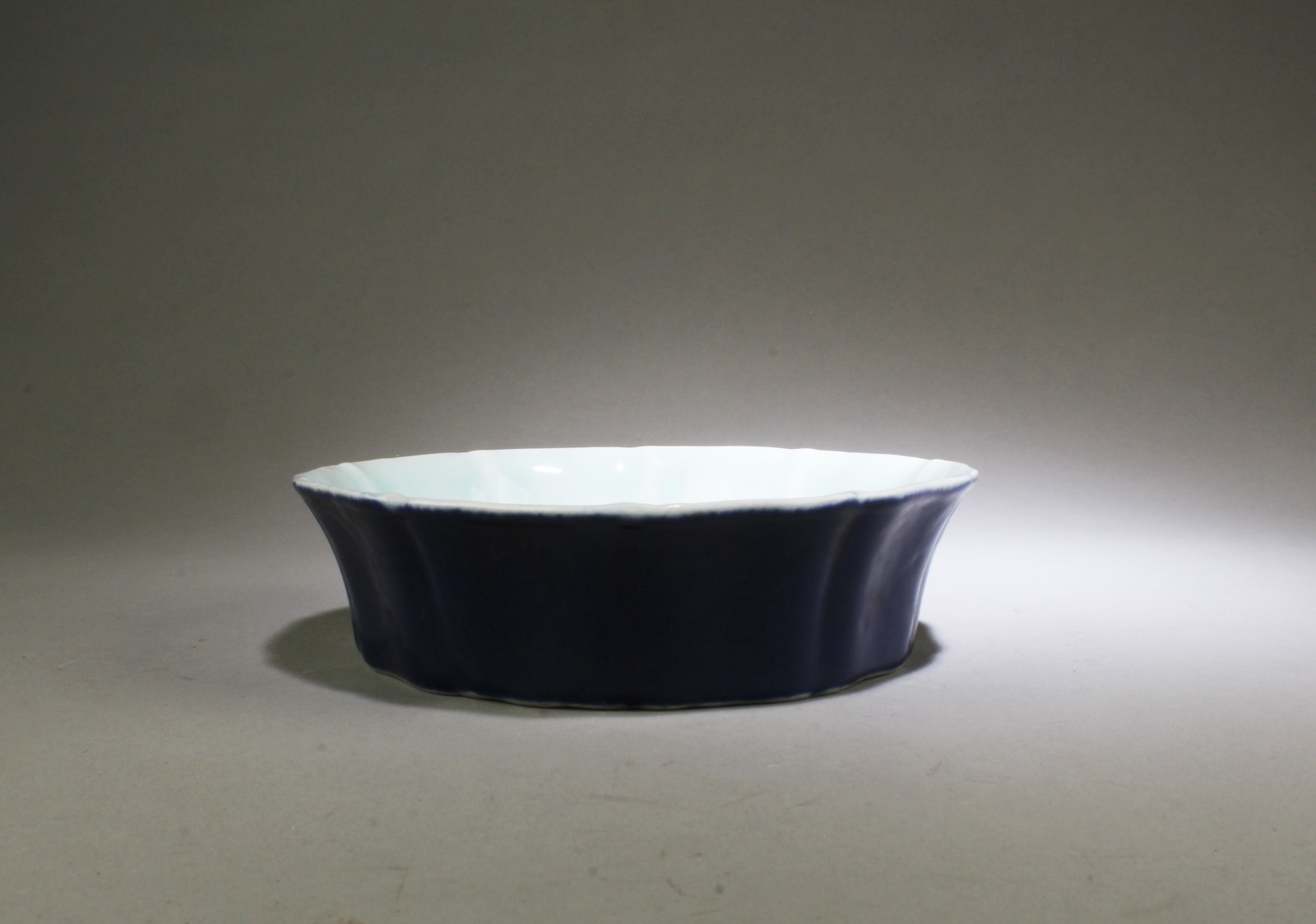 A Porcelain Brushpot. 'YongLe' mark