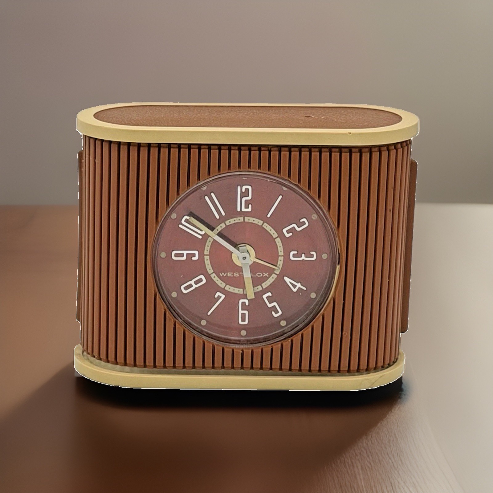 Vintage Westclox Model 42042 Wind Up Alarm Clock Brown Cream Tested Working