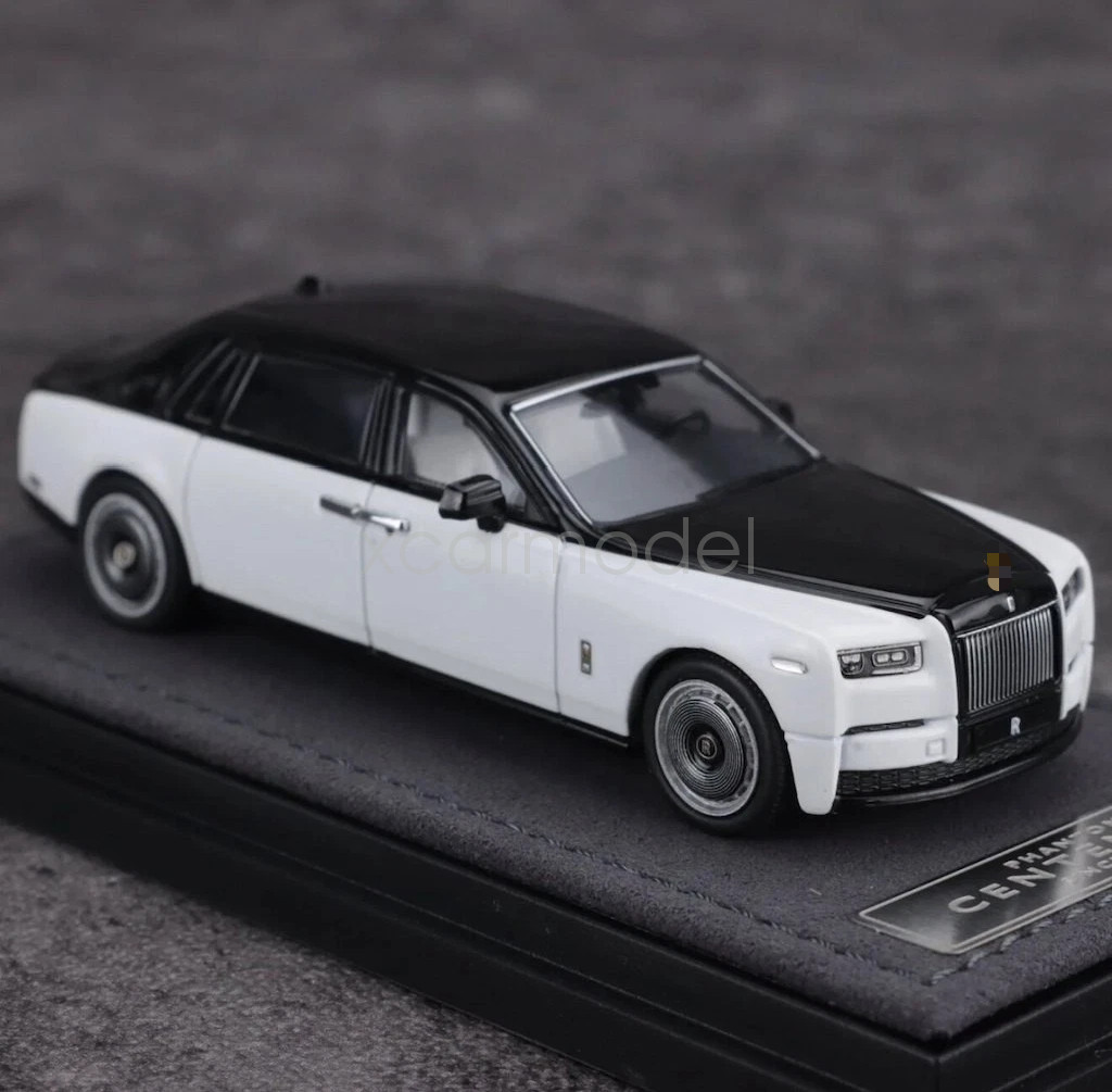 Banana 1:64 Scale Black White Phantom VIII Centenary Diecast Metal Car Model