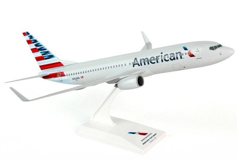 Skymarks SKR759 American Airlines Boeing 737-800 Desk 1/130 Jet Model Airplane