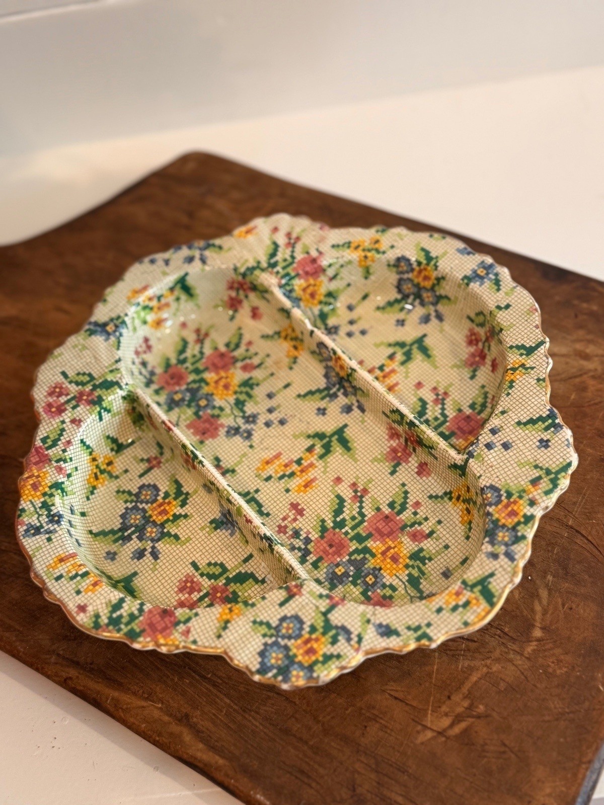 RARE Royal Winton Grimwades Pelham Cross Stitch Divided Dish, Made in England