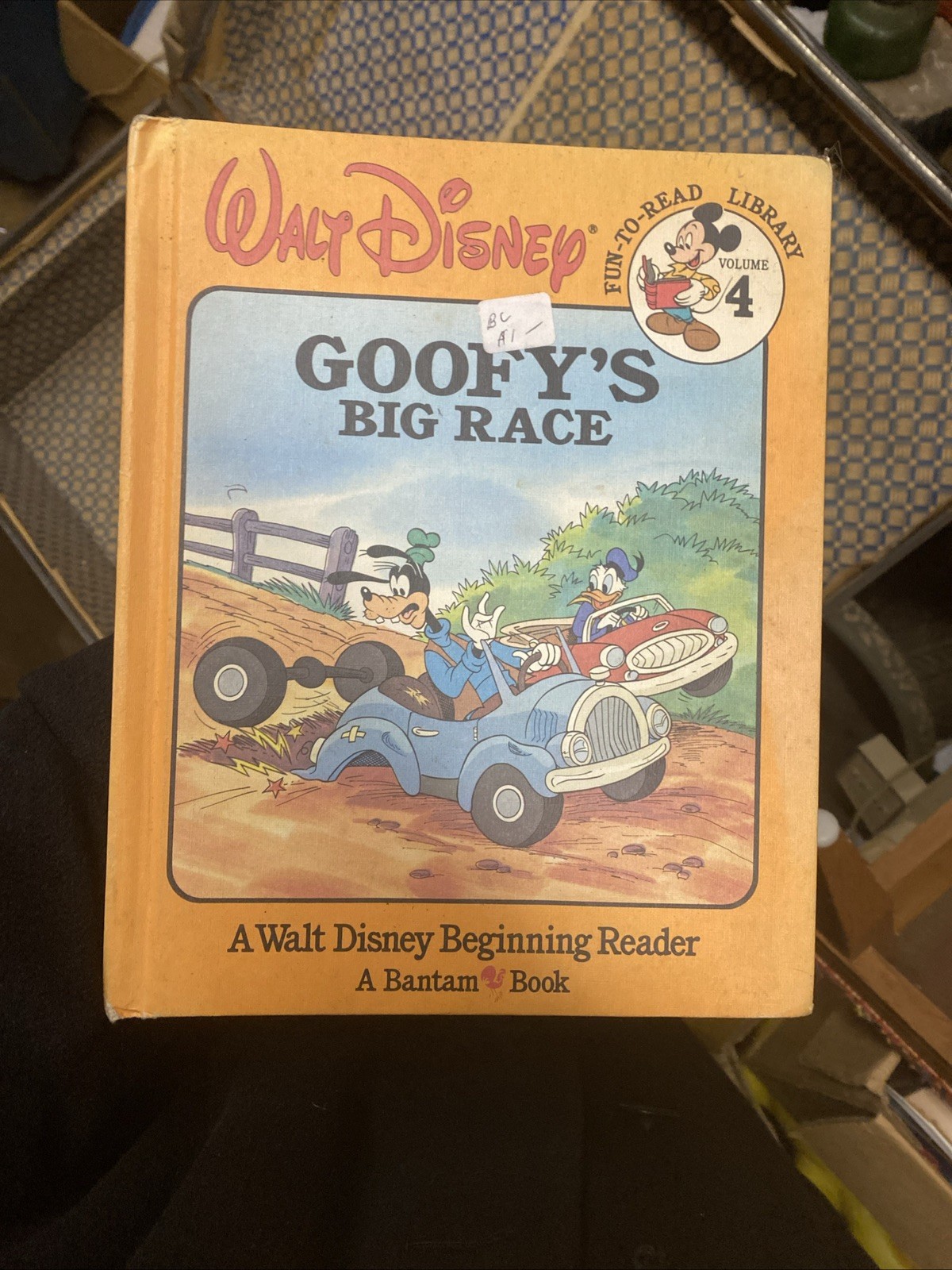 Walt Disney Fun-to-Read Library Vol 4 Goofy\'s Big Race Goofy 1981