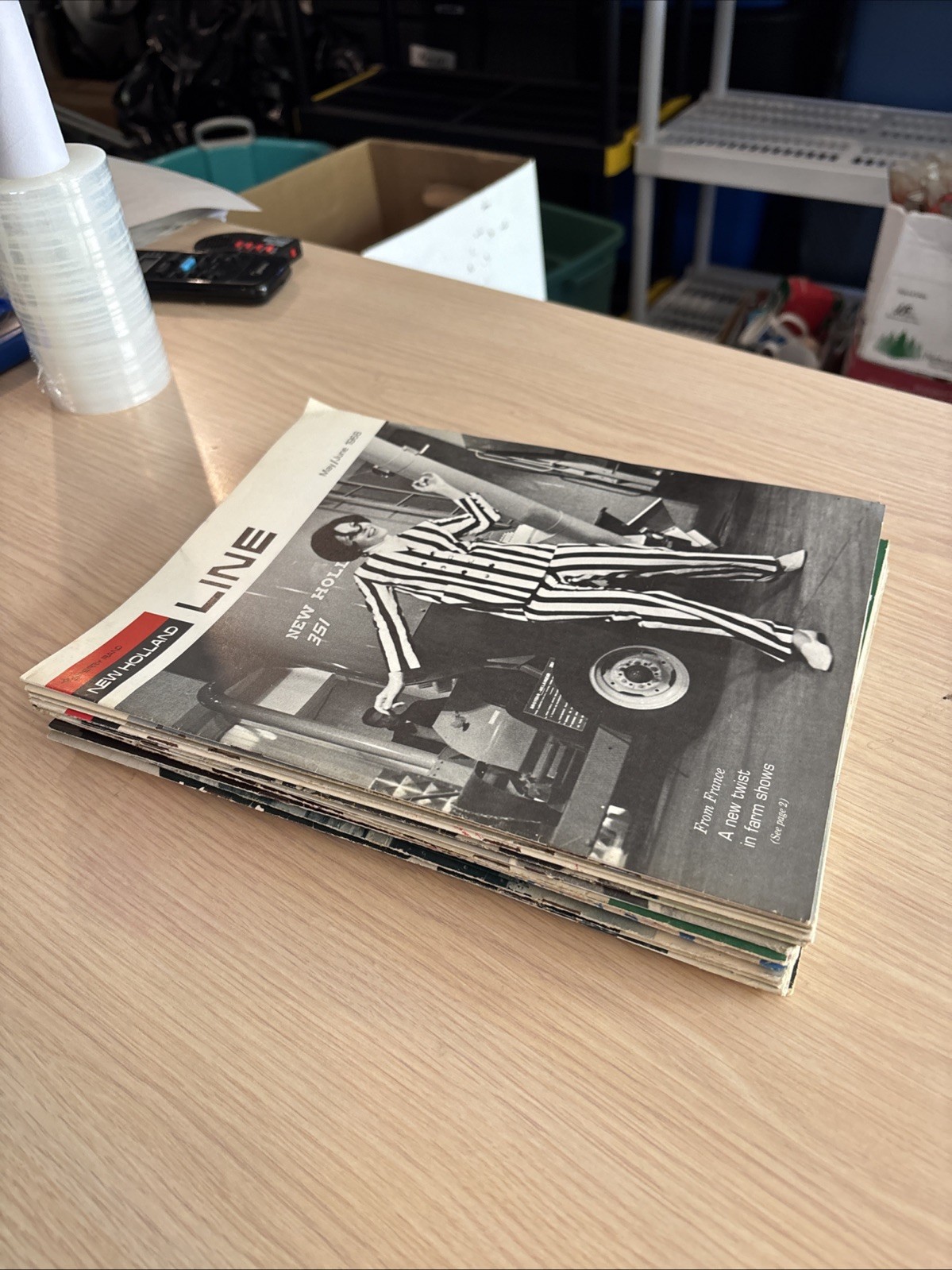 Lot of 18 Vtg NEW HOLLAND LINE New Holland Machine Co. Magazines 2 Lot of 18 Vtg NEW HOLLAND LINE New Holland Machine Co. Magazines 2