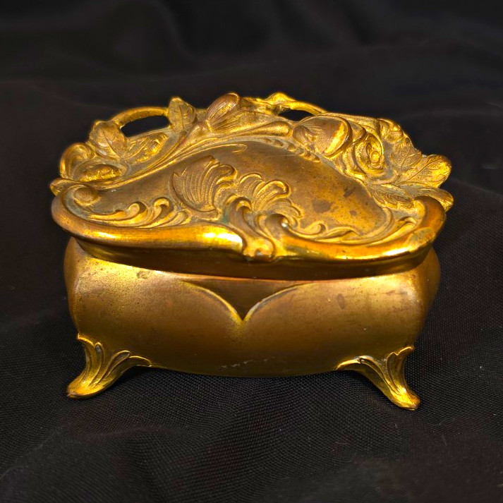 Antique Jennings Brothers JB Art Nouveau Gold Gilt Metal Jewelry Trinket Box