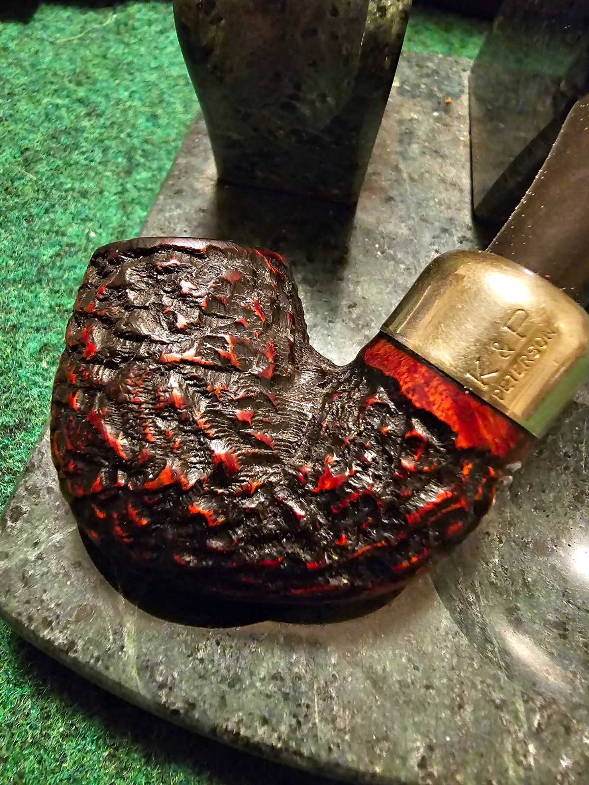 Peterson System Standard 317 K&P Rusticated Bent Tobacco Pipe w/ Metal Band