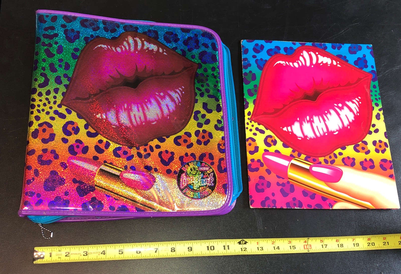 Vintage Lisa Frank Groovy Fantastic Fashions Sparkle Kiss Lips Zipper Binder💋