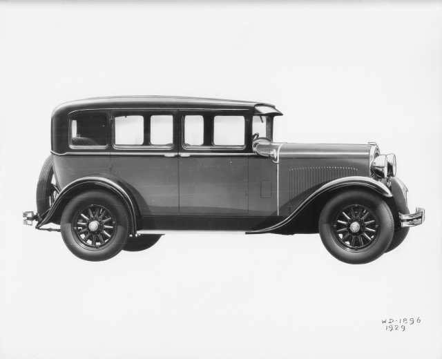 1929 Dodge Standard Six Four Door Sedan Press Photo 0015